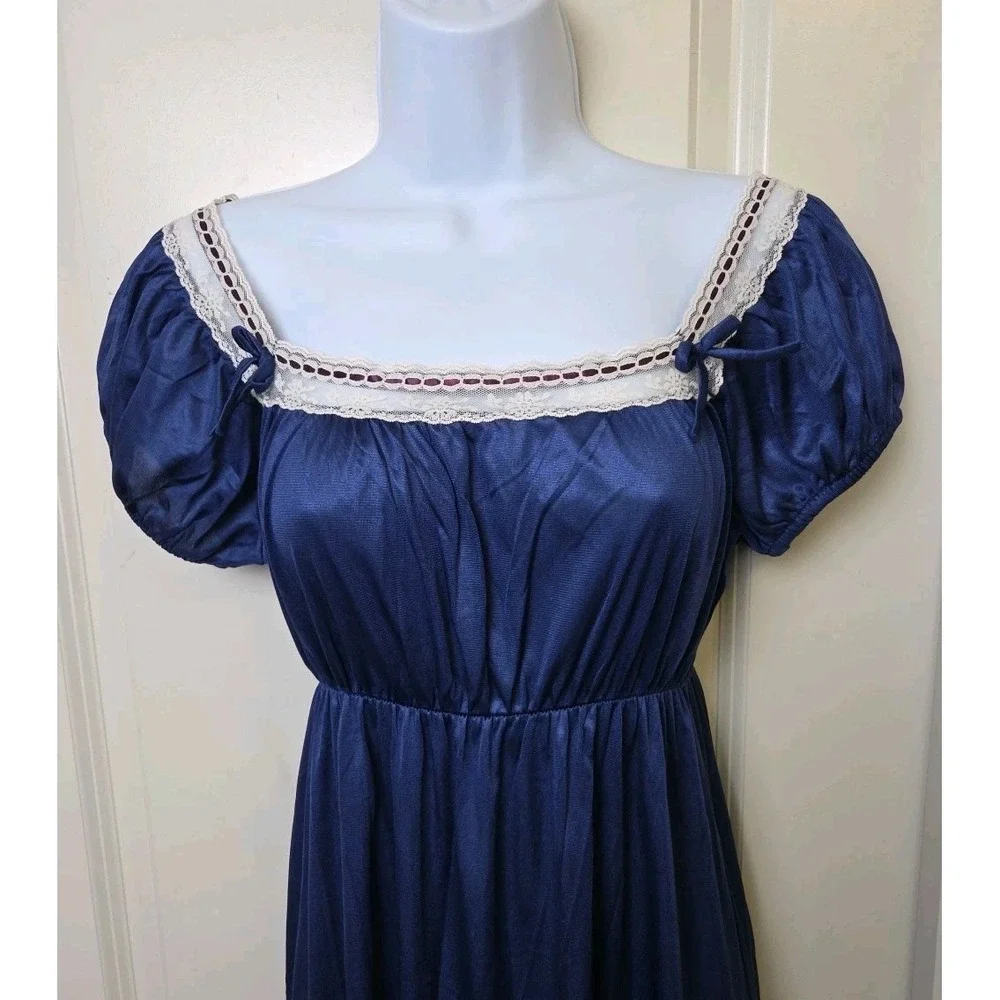 Vtg‎ 70s Dark Romantic Long Nightgown Nylon Lace Bows Off Shoulder Puff Sleeve M